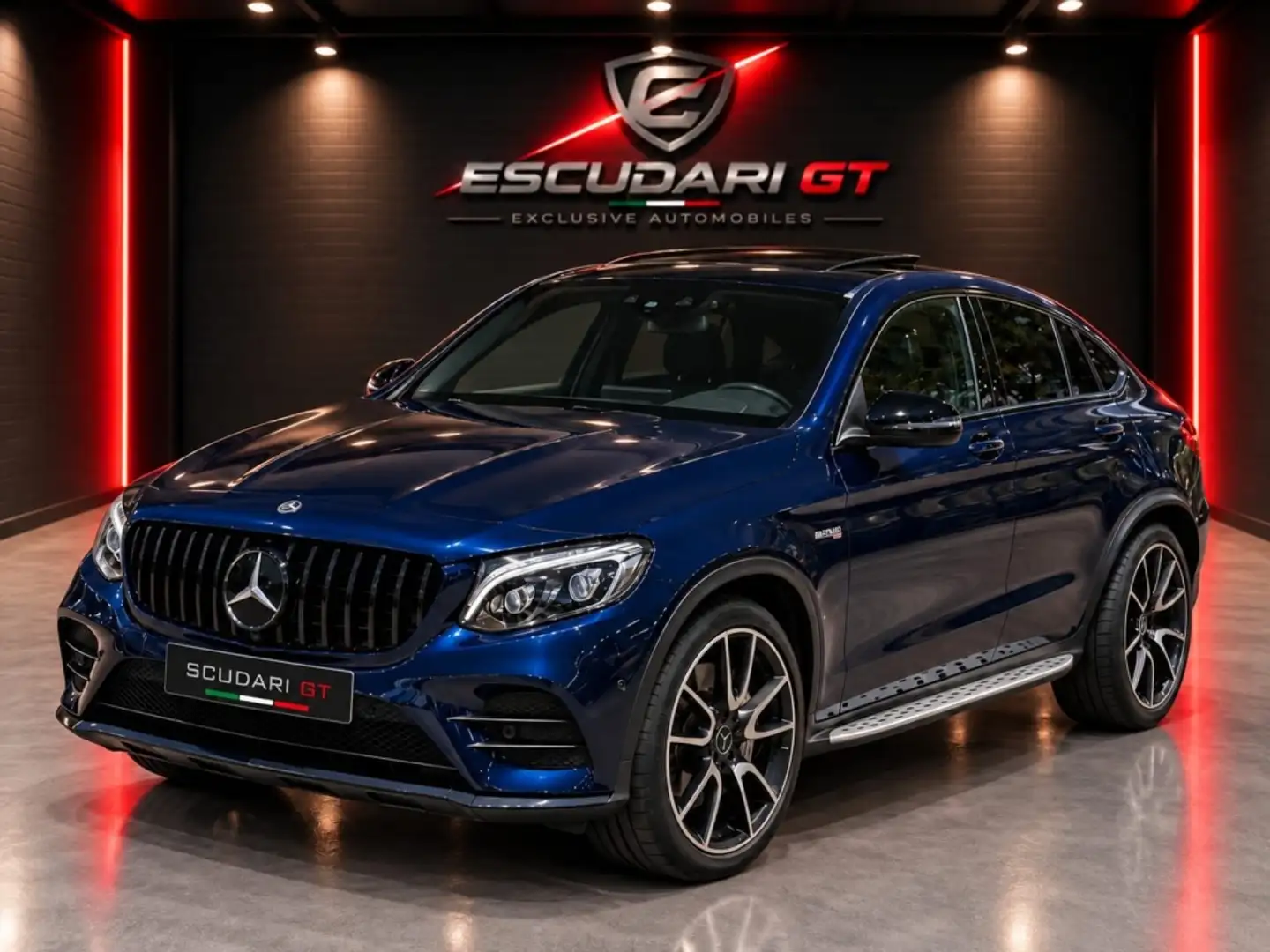 Mercedes-Benz GLC 43 AMG Coupé 4Matic Aut. Azul - 2