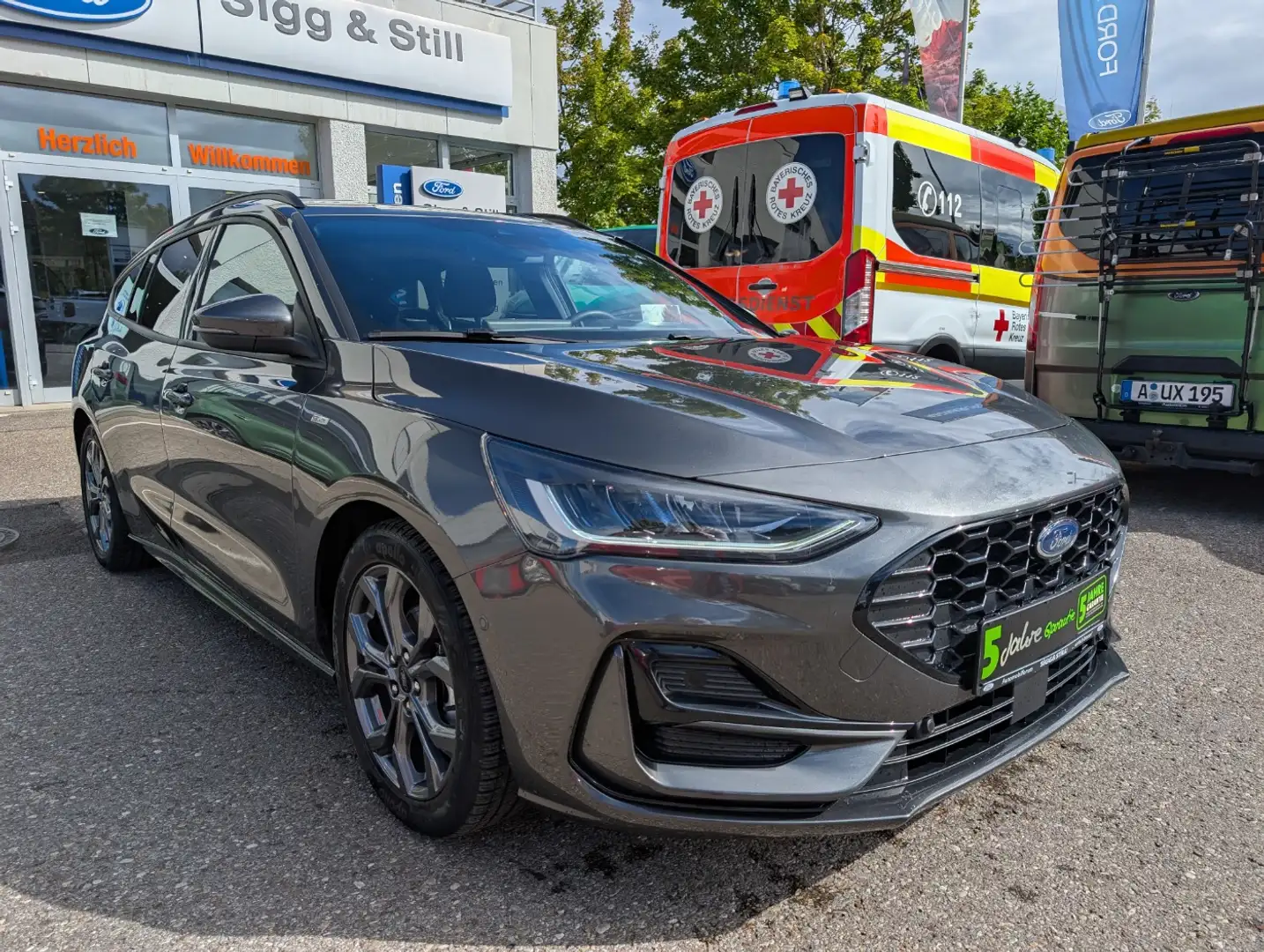 Ford Focus Turnier 1.0 ST-Line LED*ACC*HUD*NAV*SHZ*PDC Gris - 2