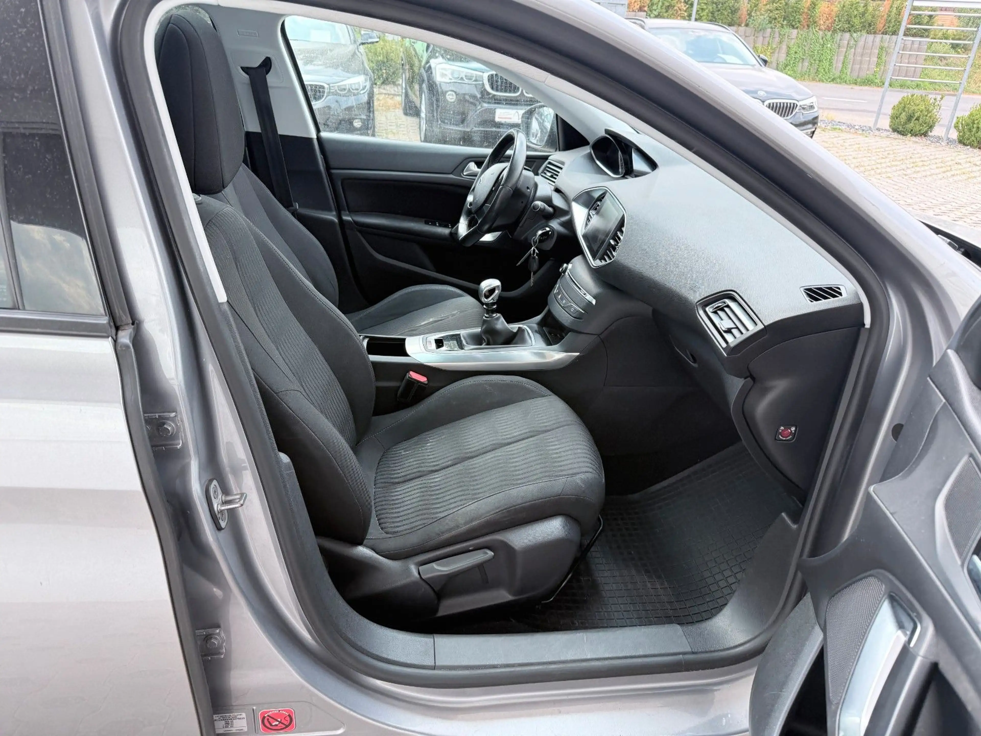 Peugeot 308 Active Hdi 150 — photo 13
