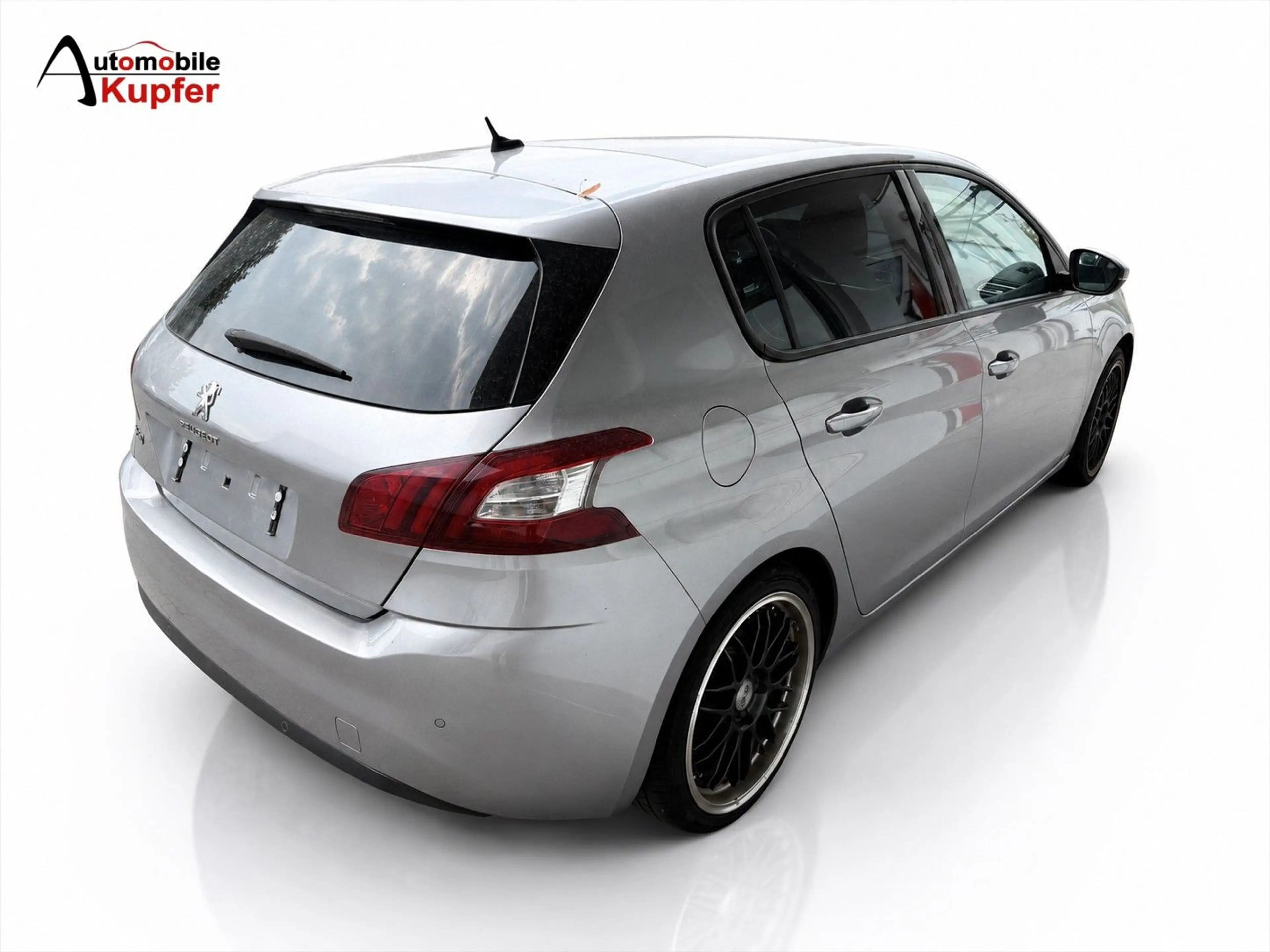 Peugeot 308 Active Hdi 150 — photo 4