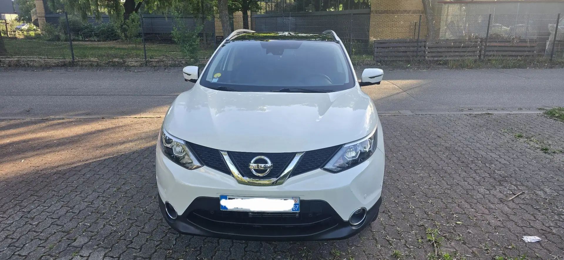 Nissan Qashqai 1.6 dCi 130 Xtronic Tekna - 2