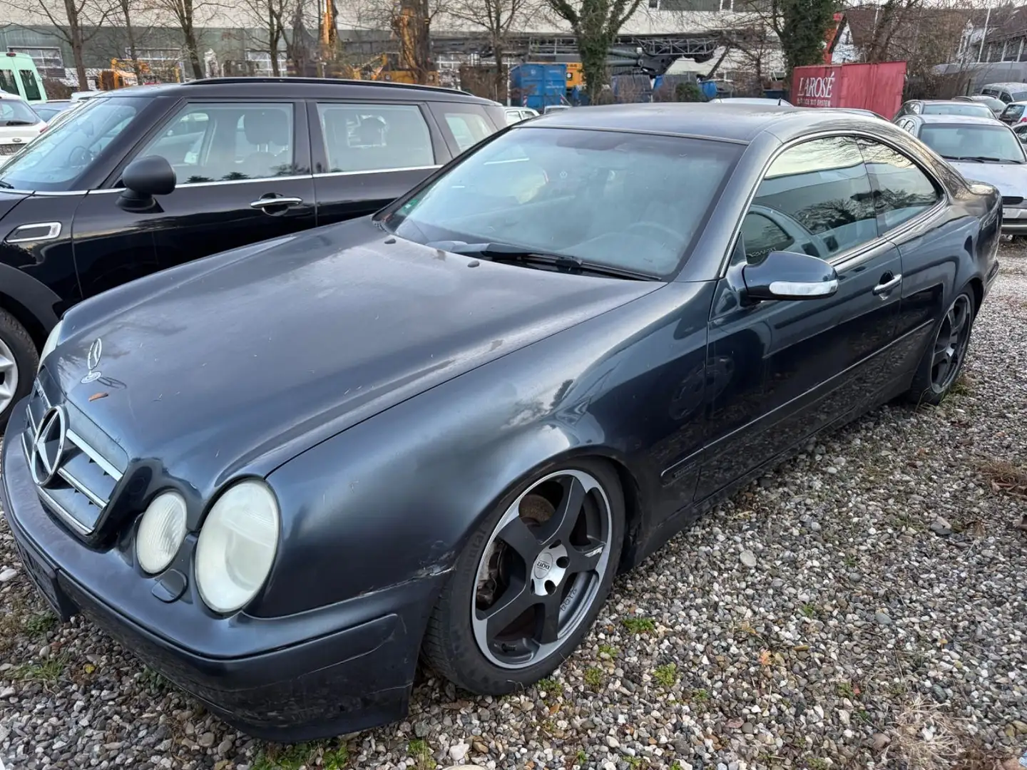 Mercedes-Benz CLK 230 Elegance Automatik Navi PDC Tempomat Gris - 2