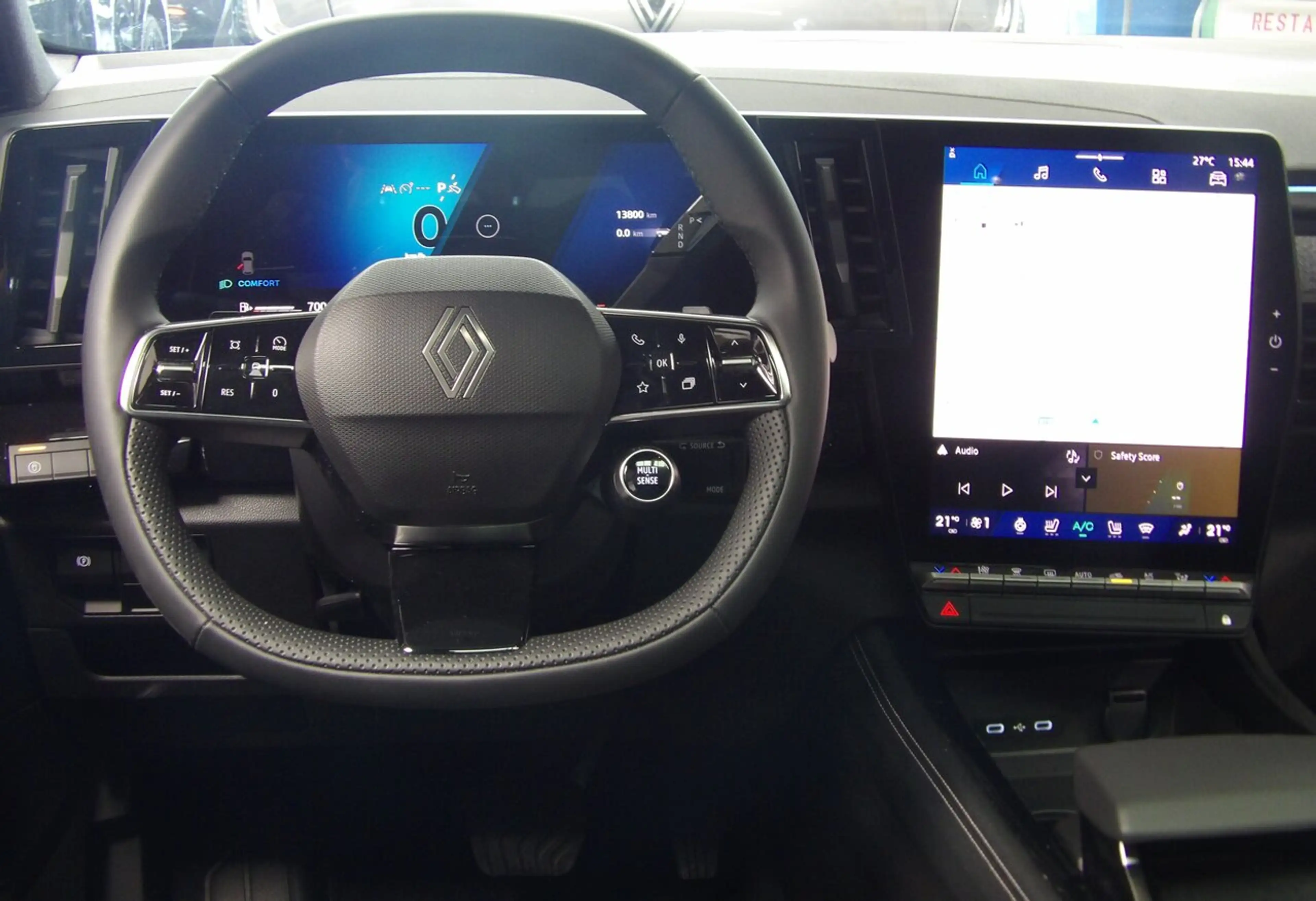 Renault Austral NEW MODEL Techno Mild Hybrid 150 EDC + Winterpa... — photo 12