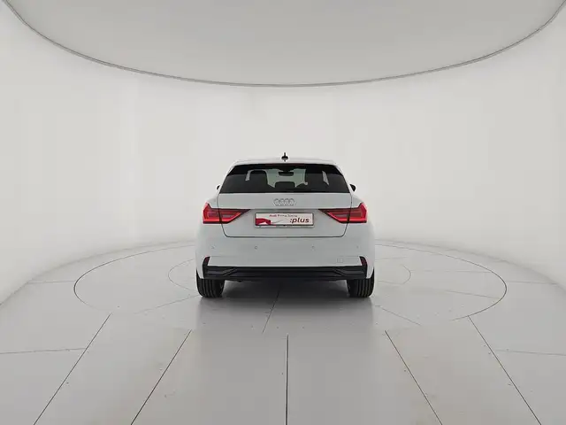 Audi A1 view 4