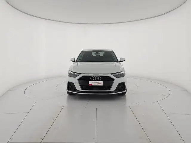 Audi A1 view 7