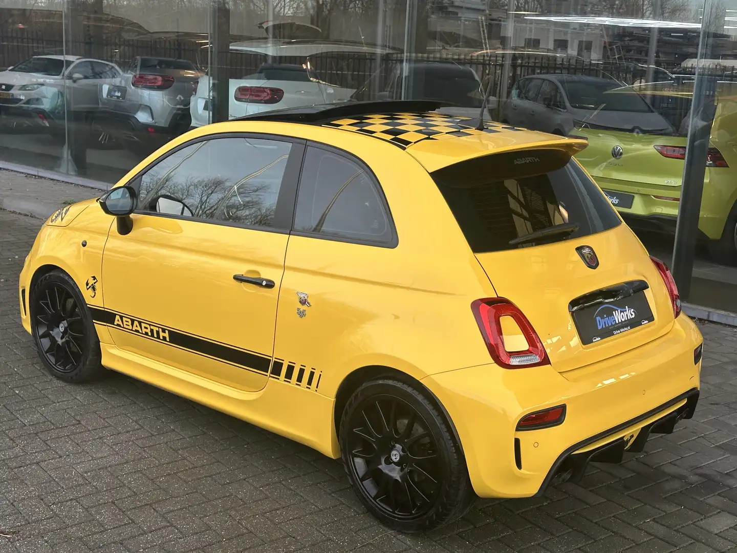Fiat 500 Abarth 1.4 T-Jet PISTA | SABELT | Panorama | BEATS | Carp Gelb - 2
