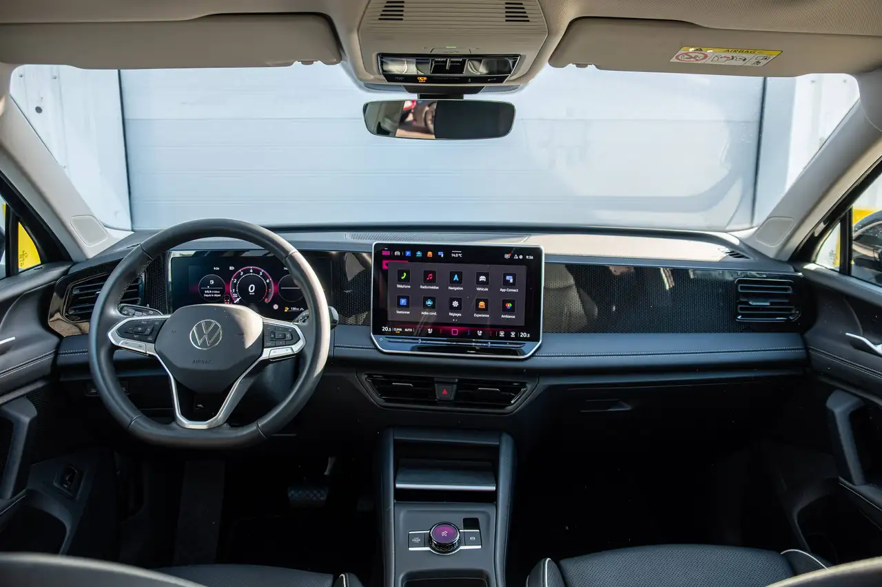 Volkswagen Tiguan 1.5 eTSI mHEV DSG FULL PANO CUIR VENTILE+MASSANT GARANTIE VW 10/2027, миниатюра 7
