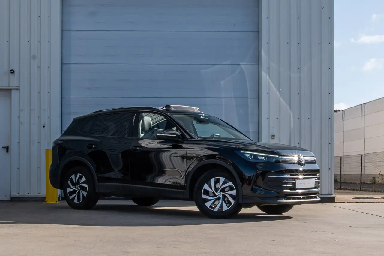 Volkswagen Tiguan 1.5 eTSI mHEV DSG FULL PANO CUIR VENTILE+MASSANT GARANTIE VW 10/2027, миниатюра 2