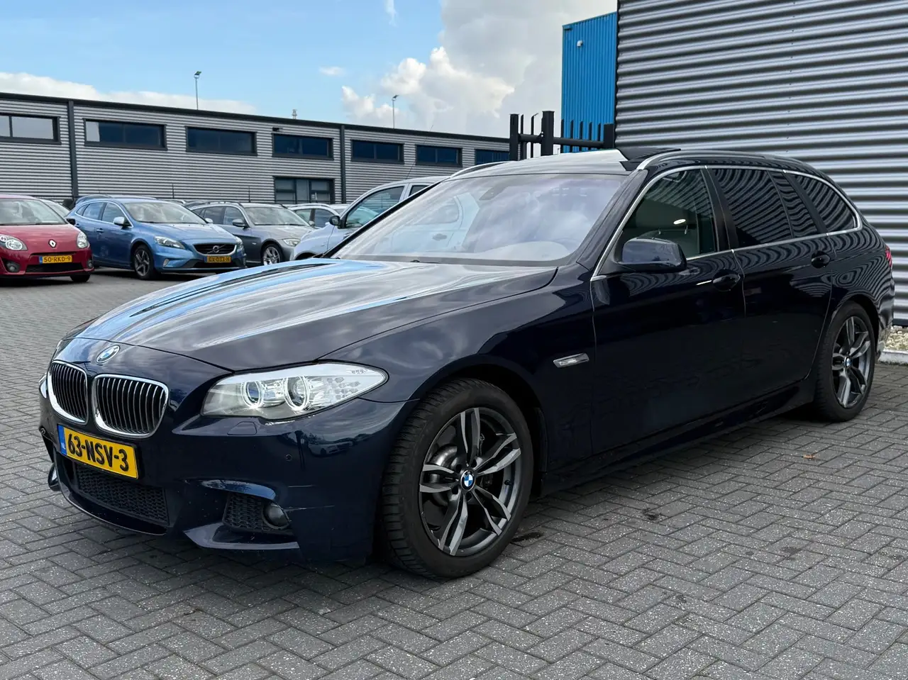 BMW 528