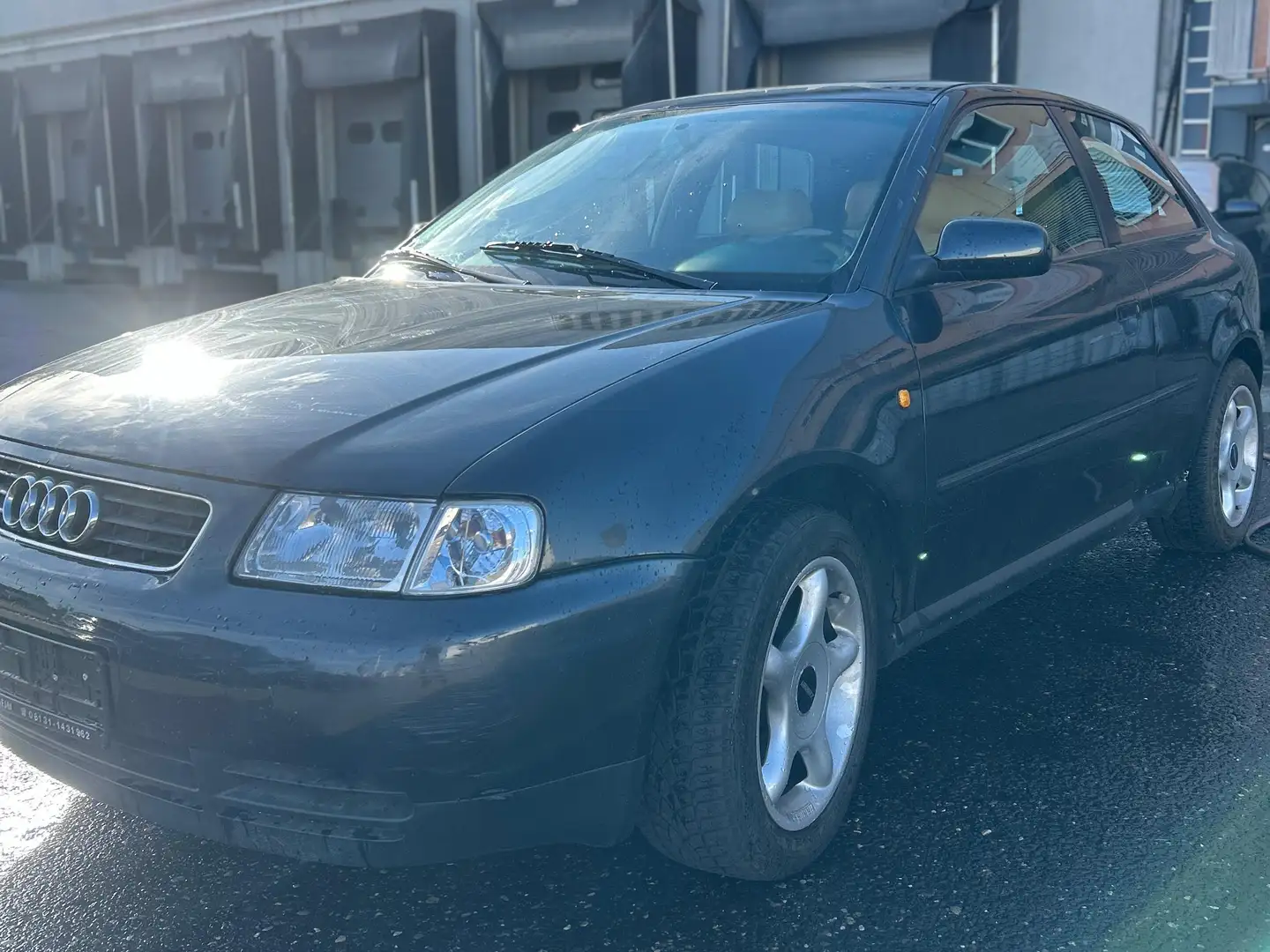 Audi A3 A3 1.8 Ambiente - 1