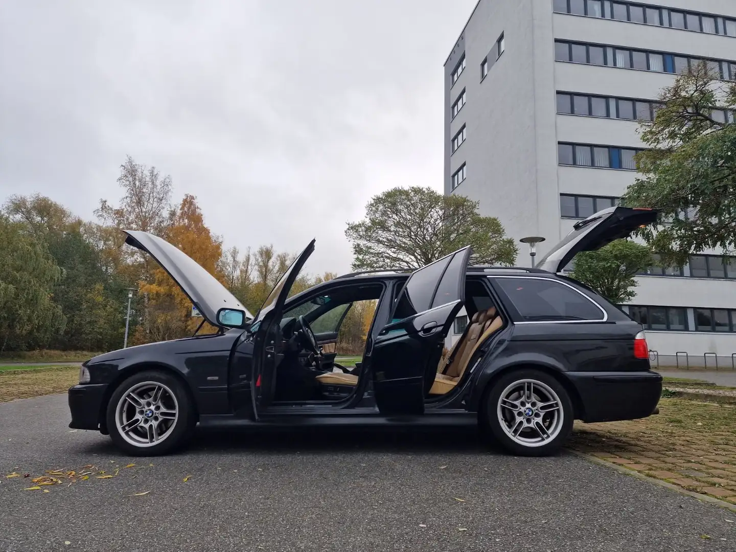 BMW 530 5er 530i Touring Facelift Fekete - 2