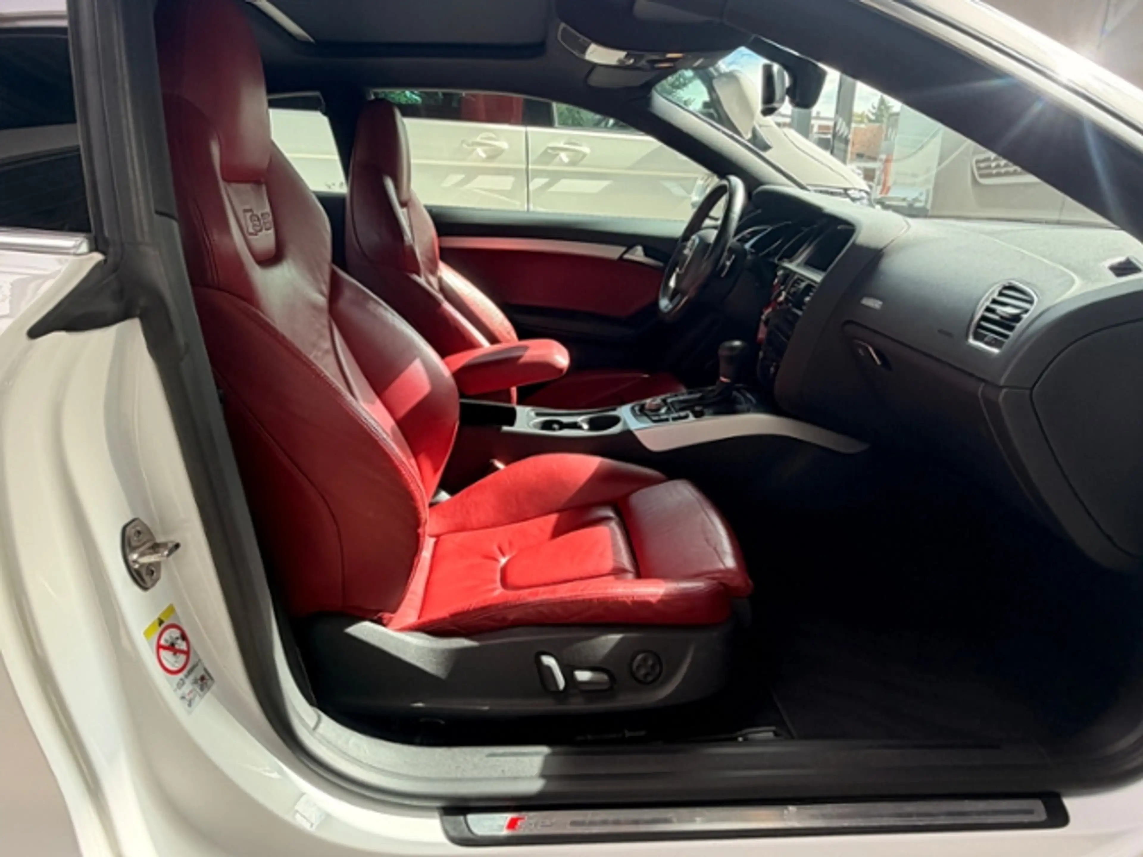 Audi S5 4.2 FSI quattro Coupe Leder NAVI B&O PDC GSD — photo 12