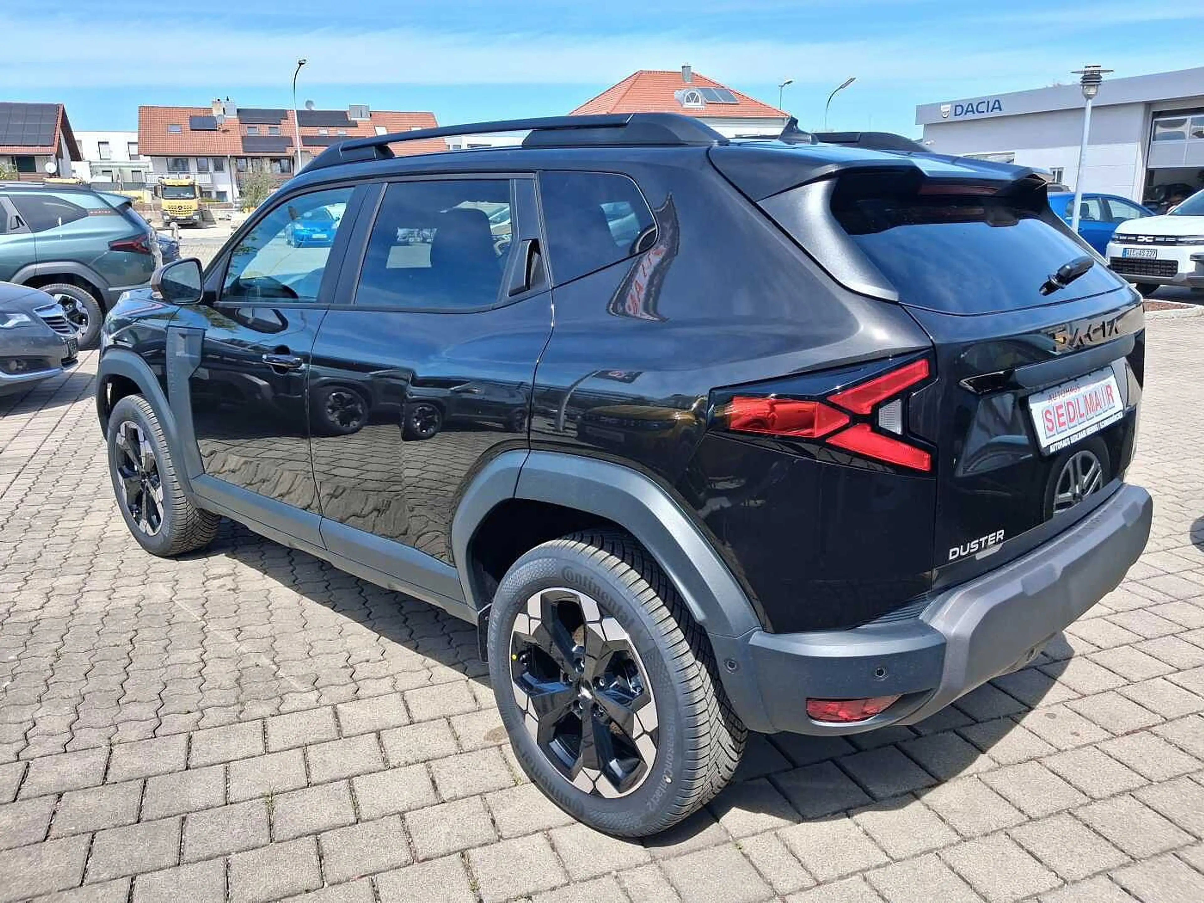 Dacia Duster Extreme Hybrid-G 150 4x4 WINTER+/CITY/TECHNIK — photo 4