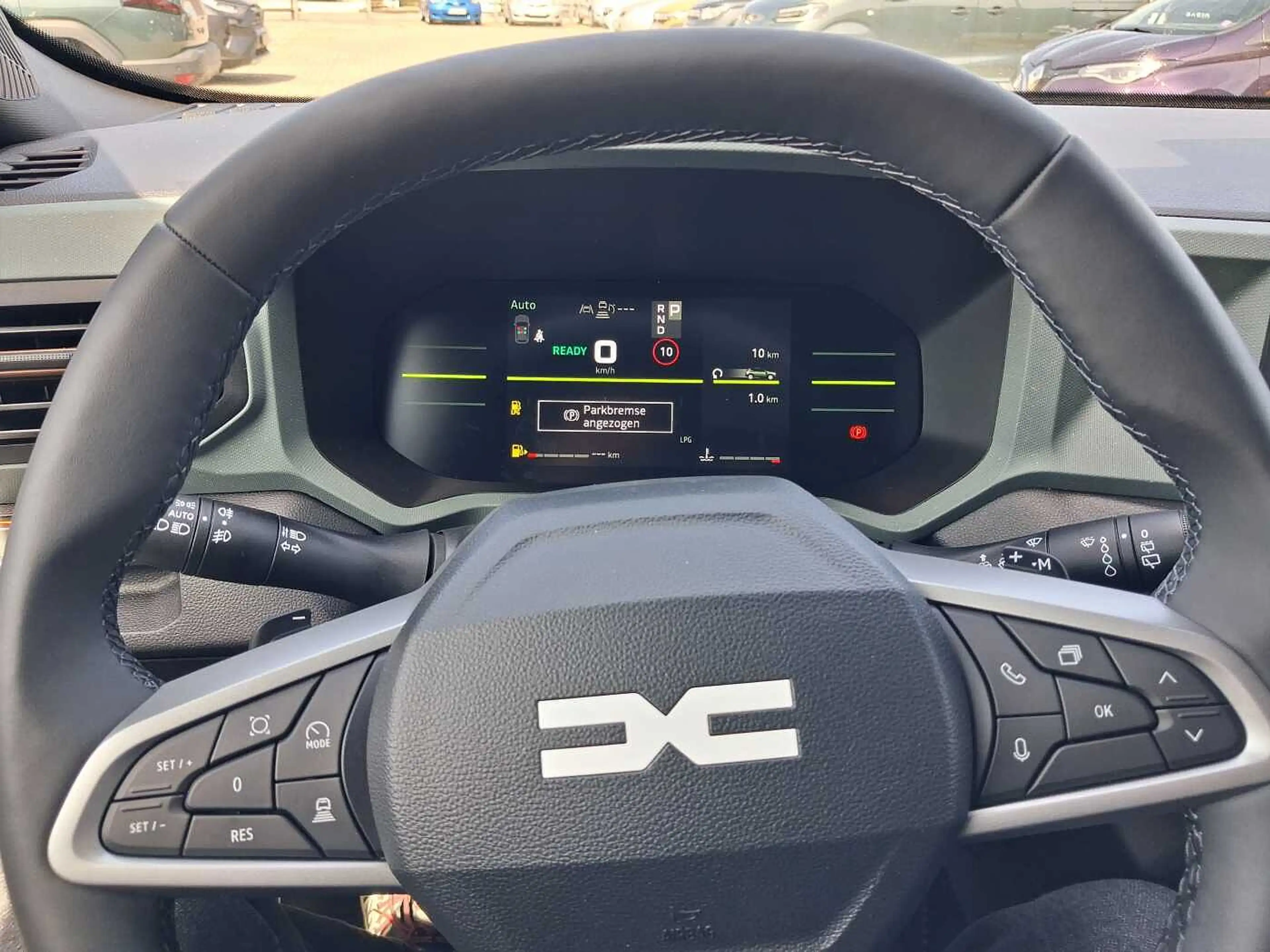 Dacia Duster Extreme Hybrid-G 150 4x4 WINTER+/CITY/TECHNIK — photo 11