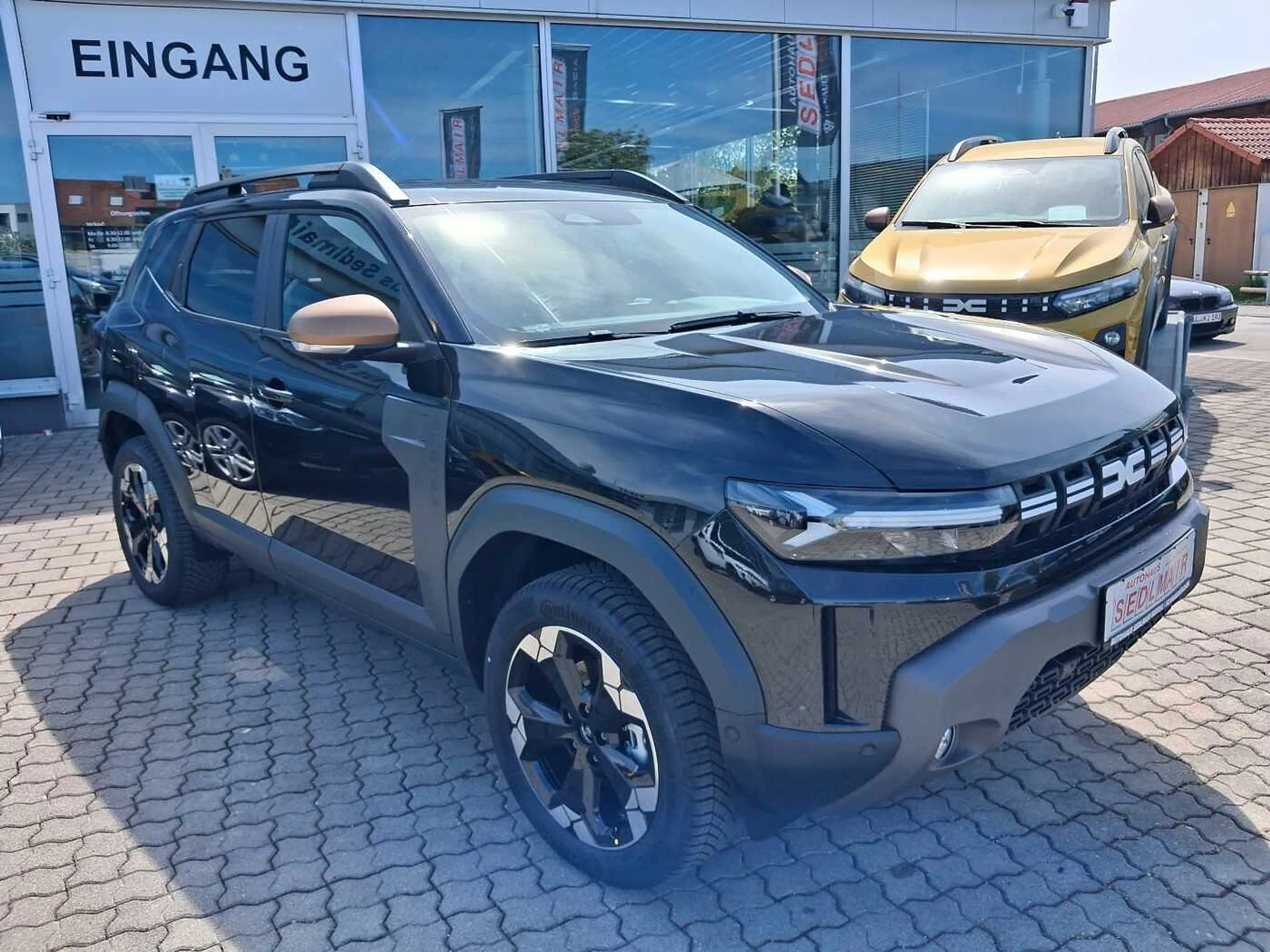 Dacia Duster Extreme Hybrid-G 150 4x4 WINTER+/CITY/TECHNIK — photo 2