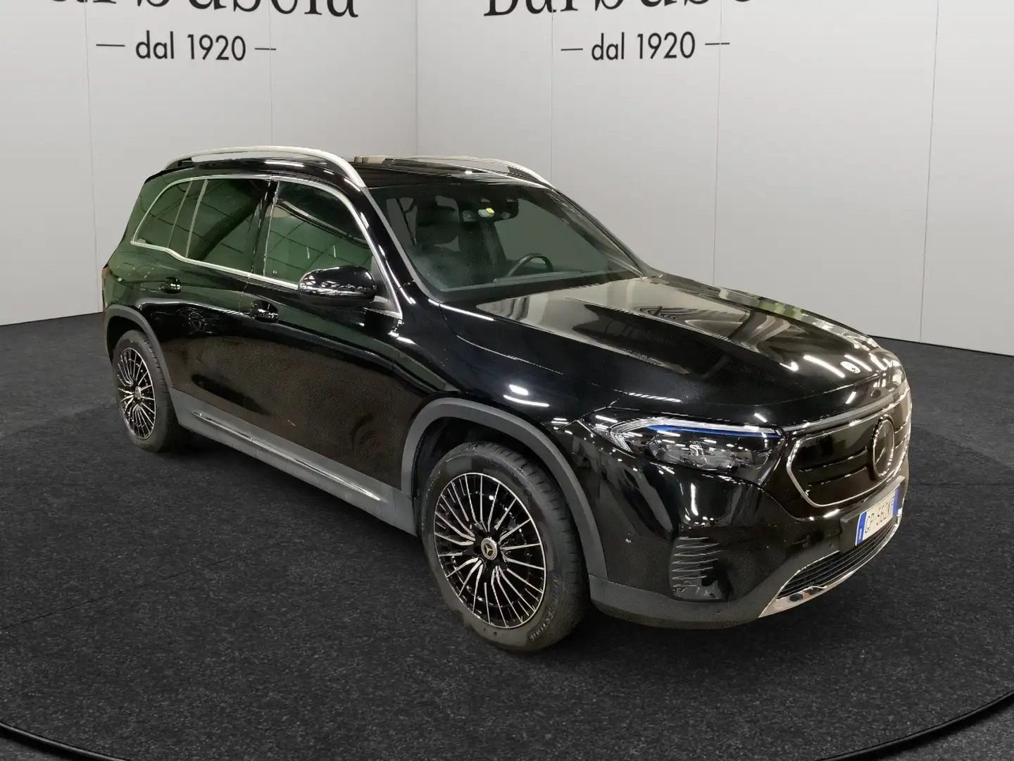 Mercedes-Benz EQB 300 - X243 2021 - 300 Sport Plus 4matic Tech Edition Noir - 1