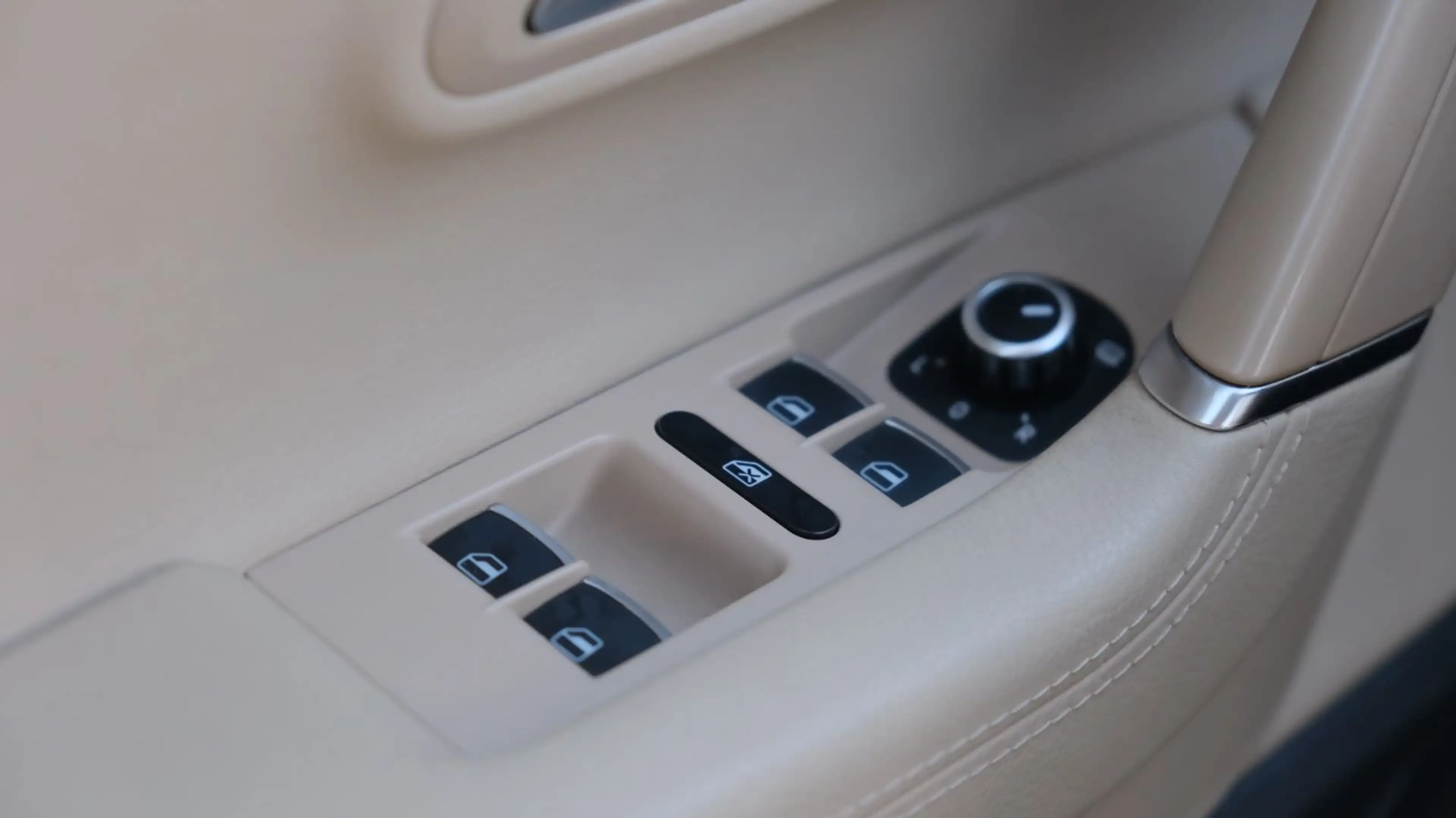 Volkswagen Passat CC R-Line DSG BMT Alcantara Kamera SH BT — photo 14