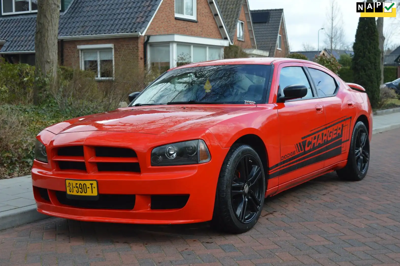 Dodge Charger DODGE SXT Червоний - 1