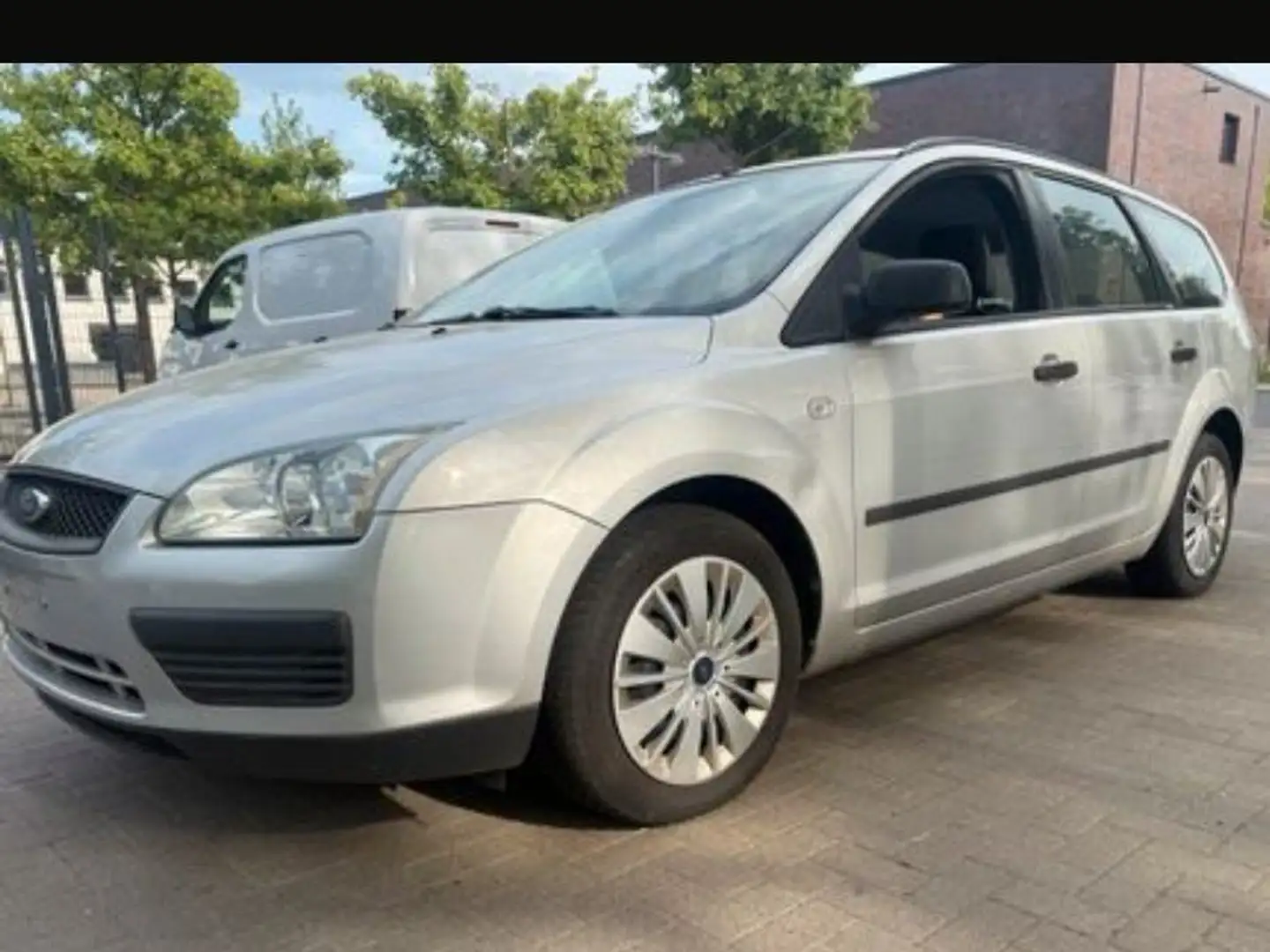 Ford Focus Focus Turnier 1.8 Connection Silber - 2