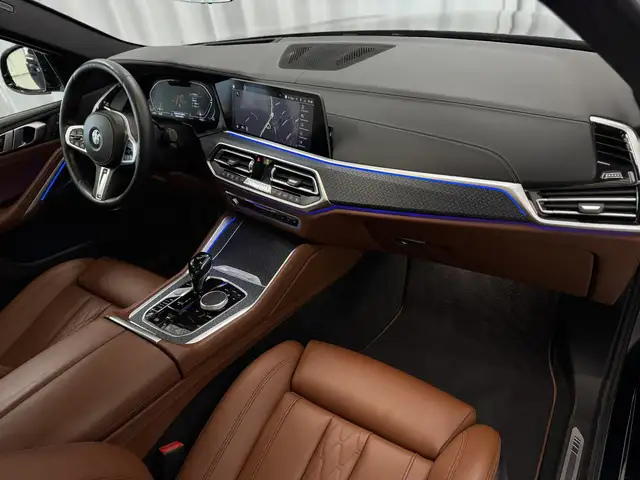 BMW X6 view 8