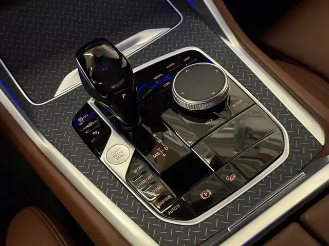 BMW X6 view 14
