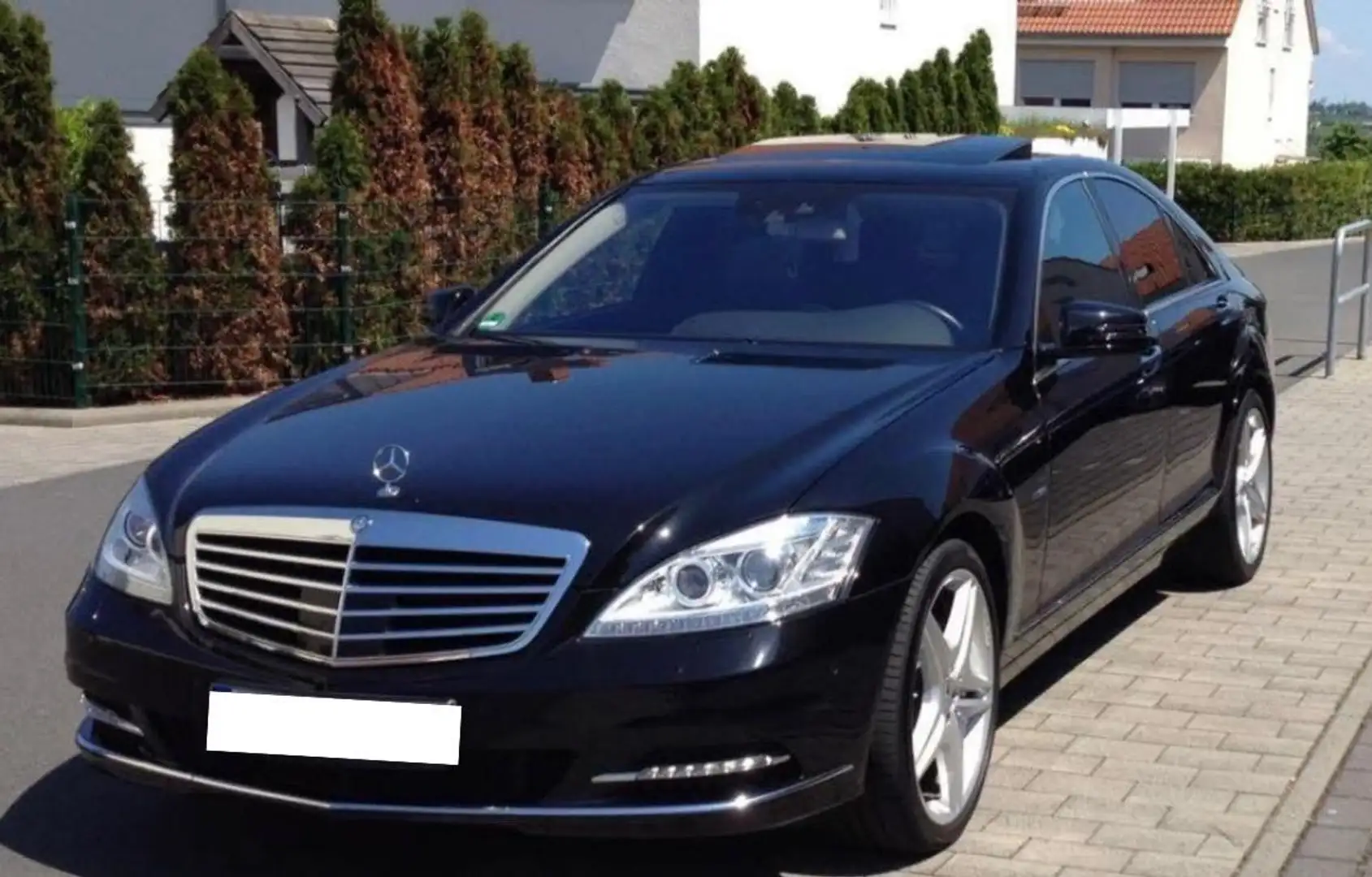 Mercedes-Benz S 350 BlueTEC DPF 7G-TRONIC Чёрный - 2