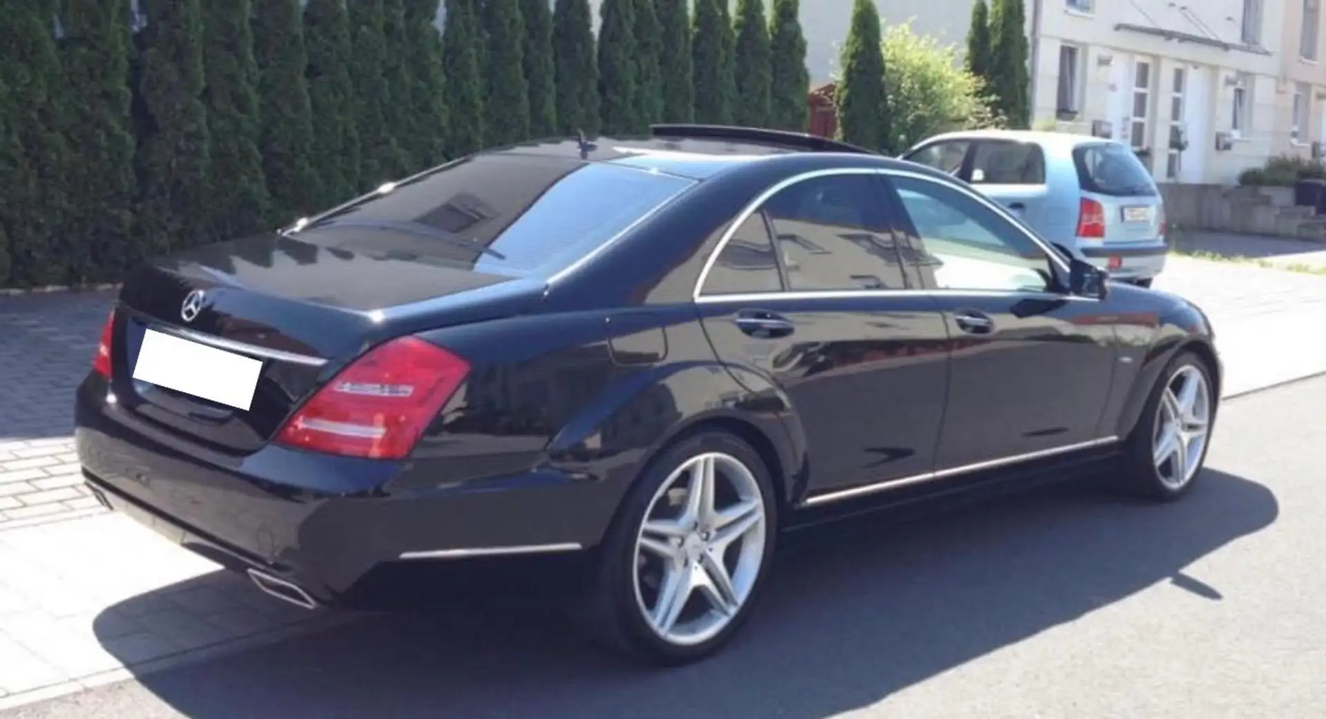 Mercedes-Benz S 350 BlueTEC DPF 7G-TRONIC Чёрный - 1