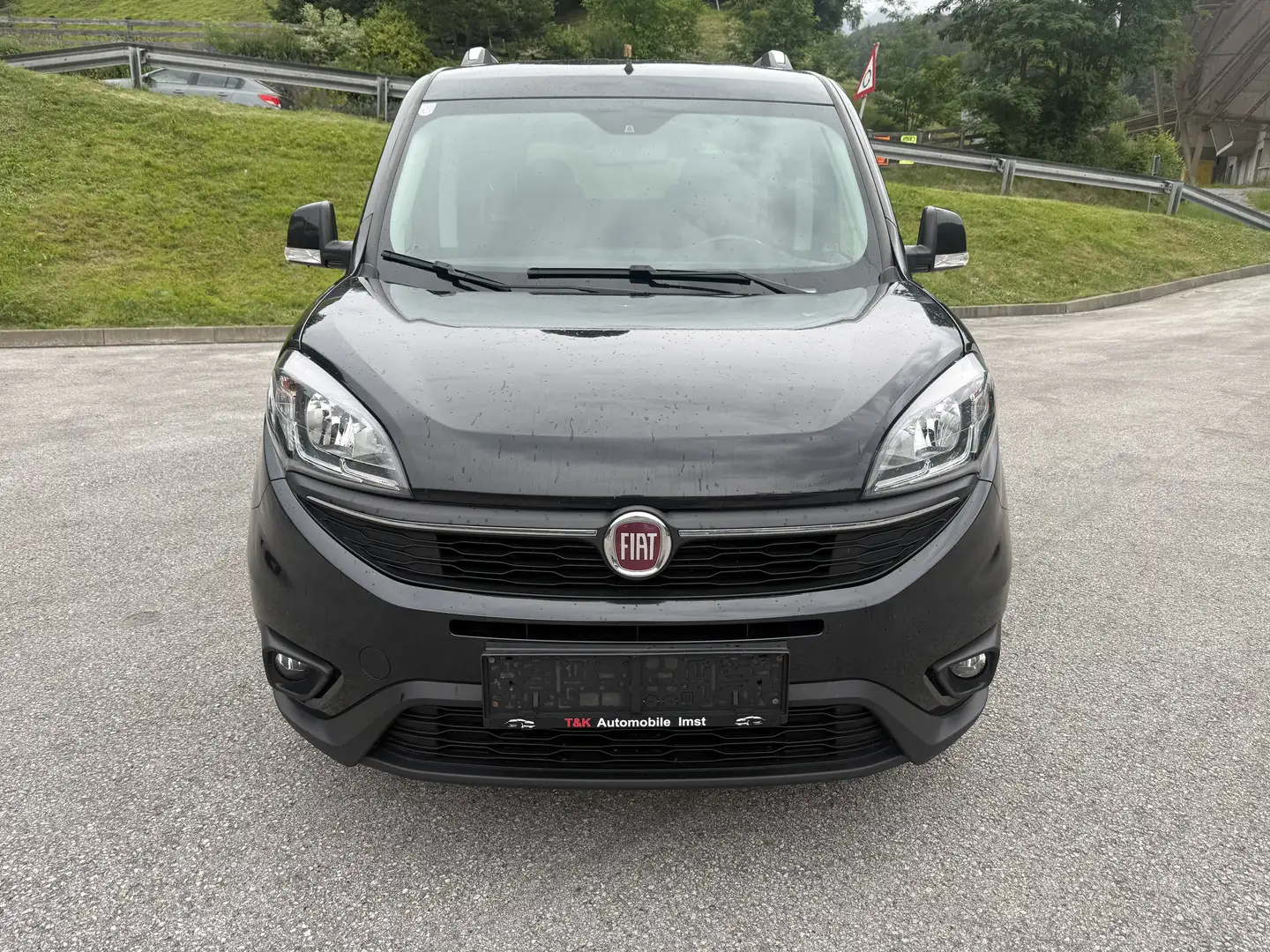 Fiat Doblo Lounge (Kurzversion) /// 7 Sitzer Schwarz - 2