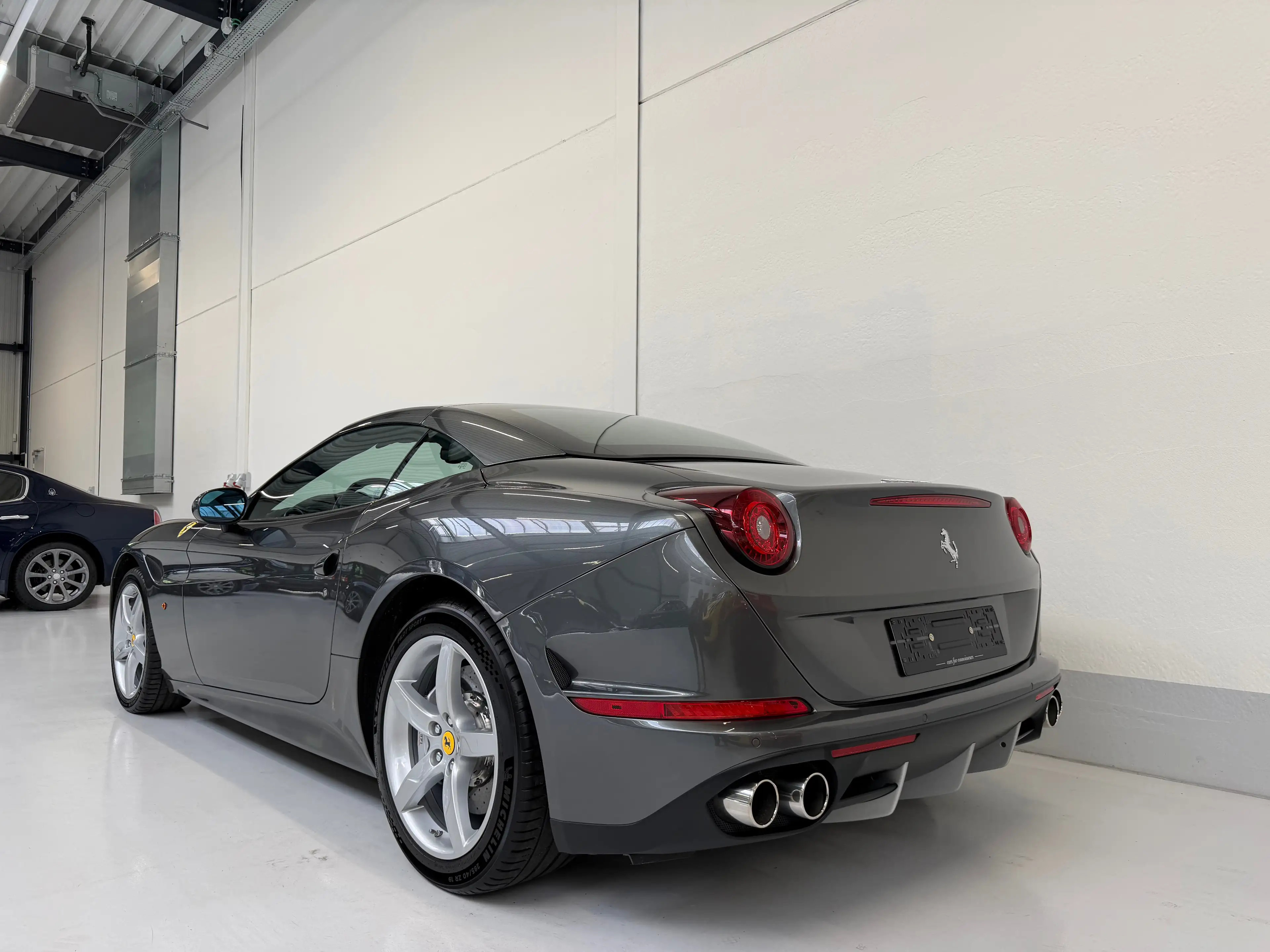 Ferrari California California T *BE auto* — photo 2