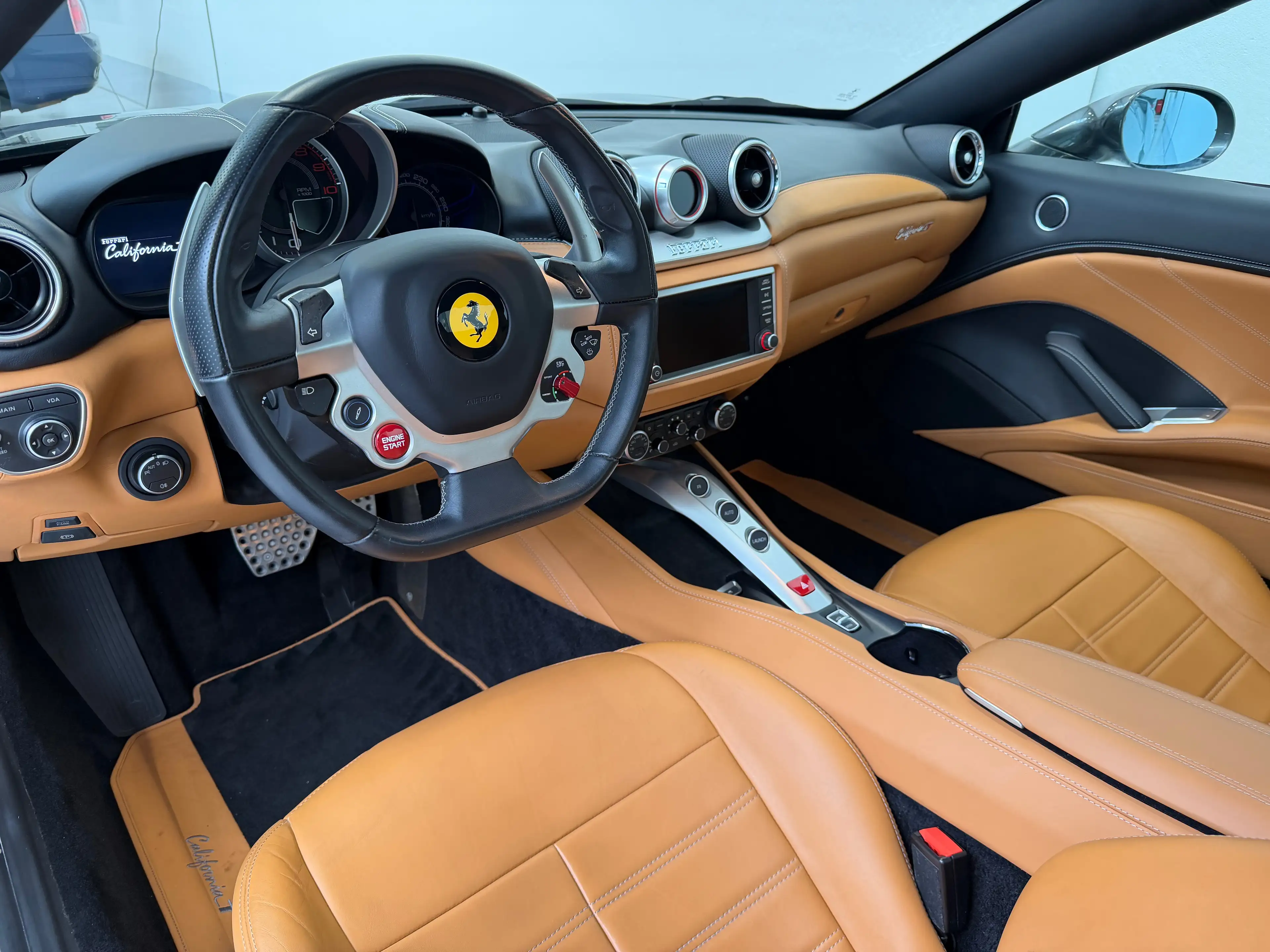 Ferrari California California T *BE auto* — photo 15