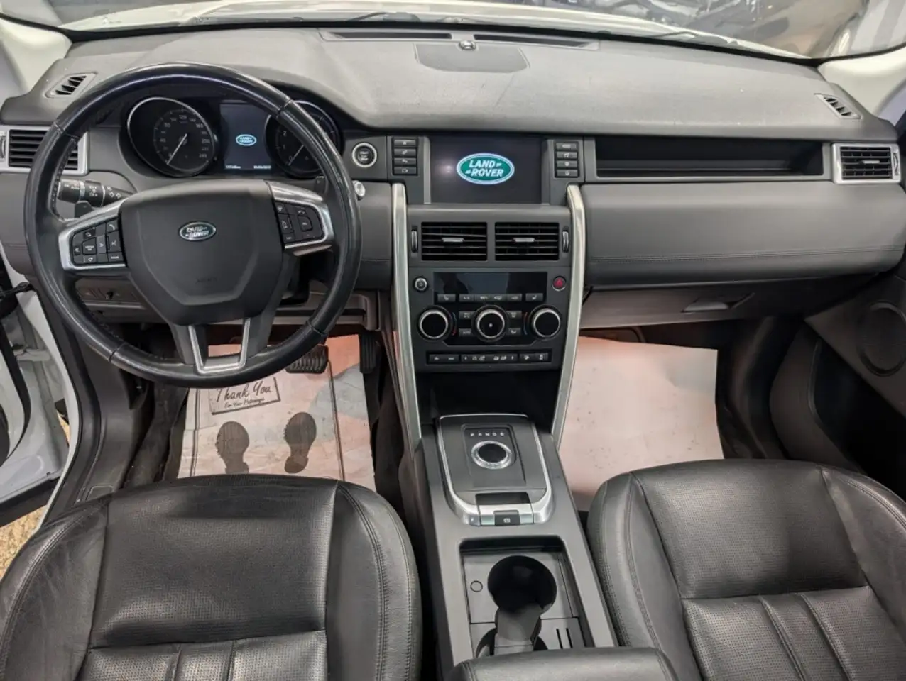 Land Rover Discovery Sport снимка Land Rover Discovery Sport