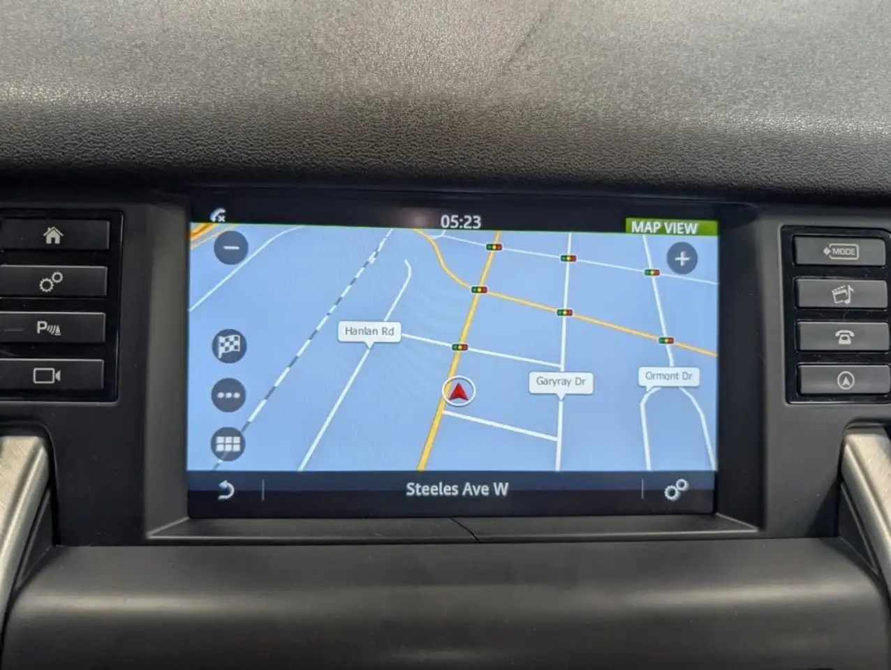 Land Rover Discovery Sport снимка Land Rover Discovery Sport
