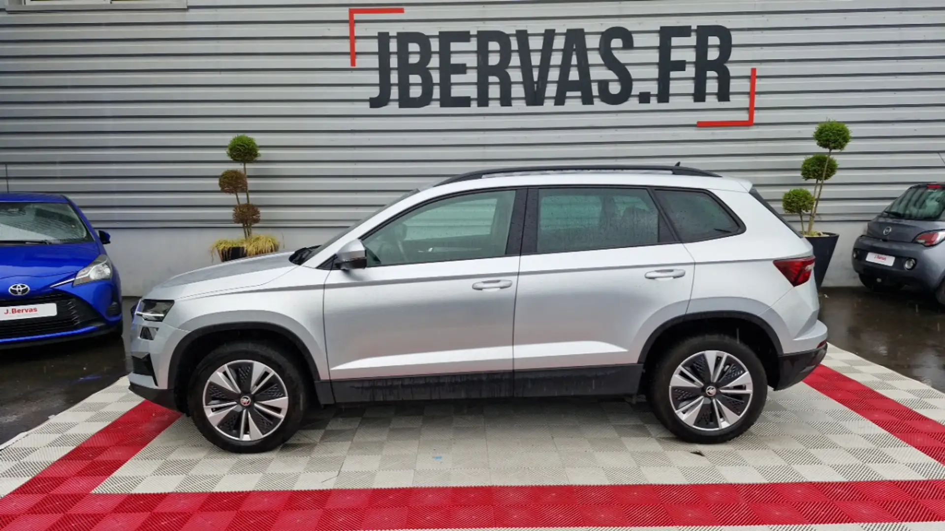 Skoda Karoq 2.0 TDI 116 CH SCR DSG7 BUSINESS - 1
