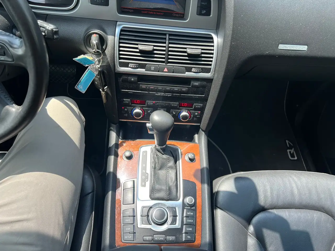 Audi Q7 снимка Audi Q7