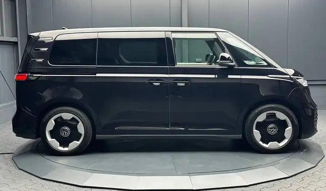 Volkswagen Id. Buzz view 6