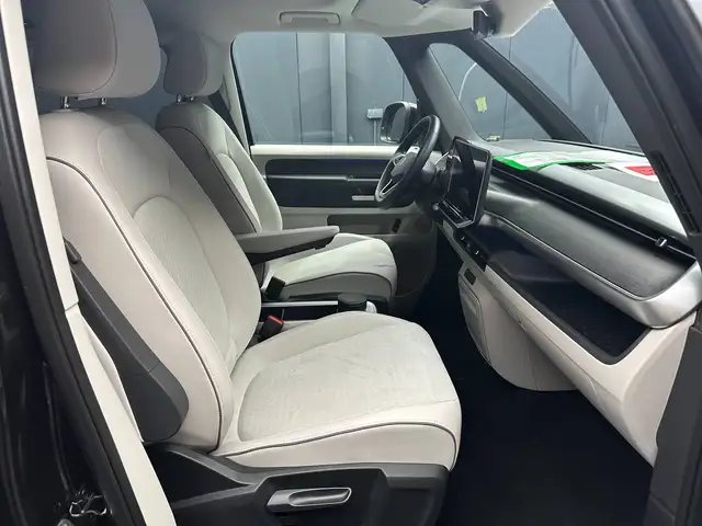 Volkswagen Id. Buzz view 10