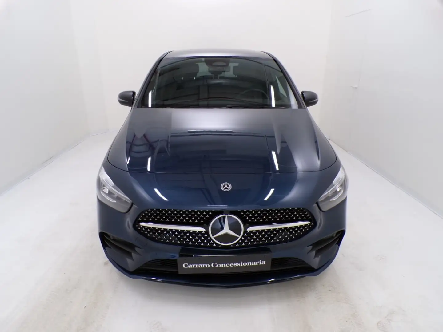 Mercedes-Benz B 180 - B 180 d AMG Line Advanced Plus auto Negru - 2