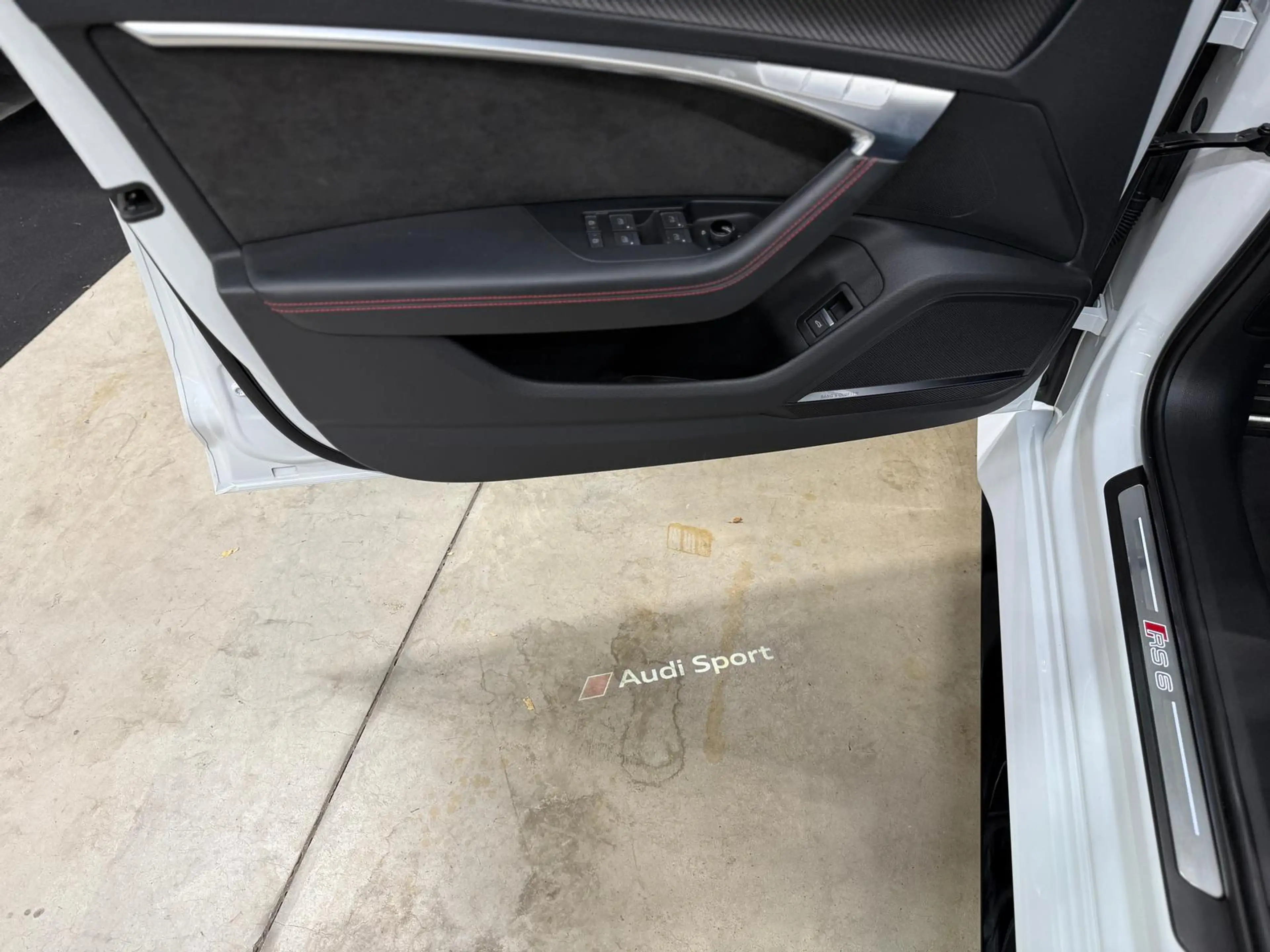 Audi RS6 Quattro Matrix/360°/Dynamik Paket-Plus/ — photo 14