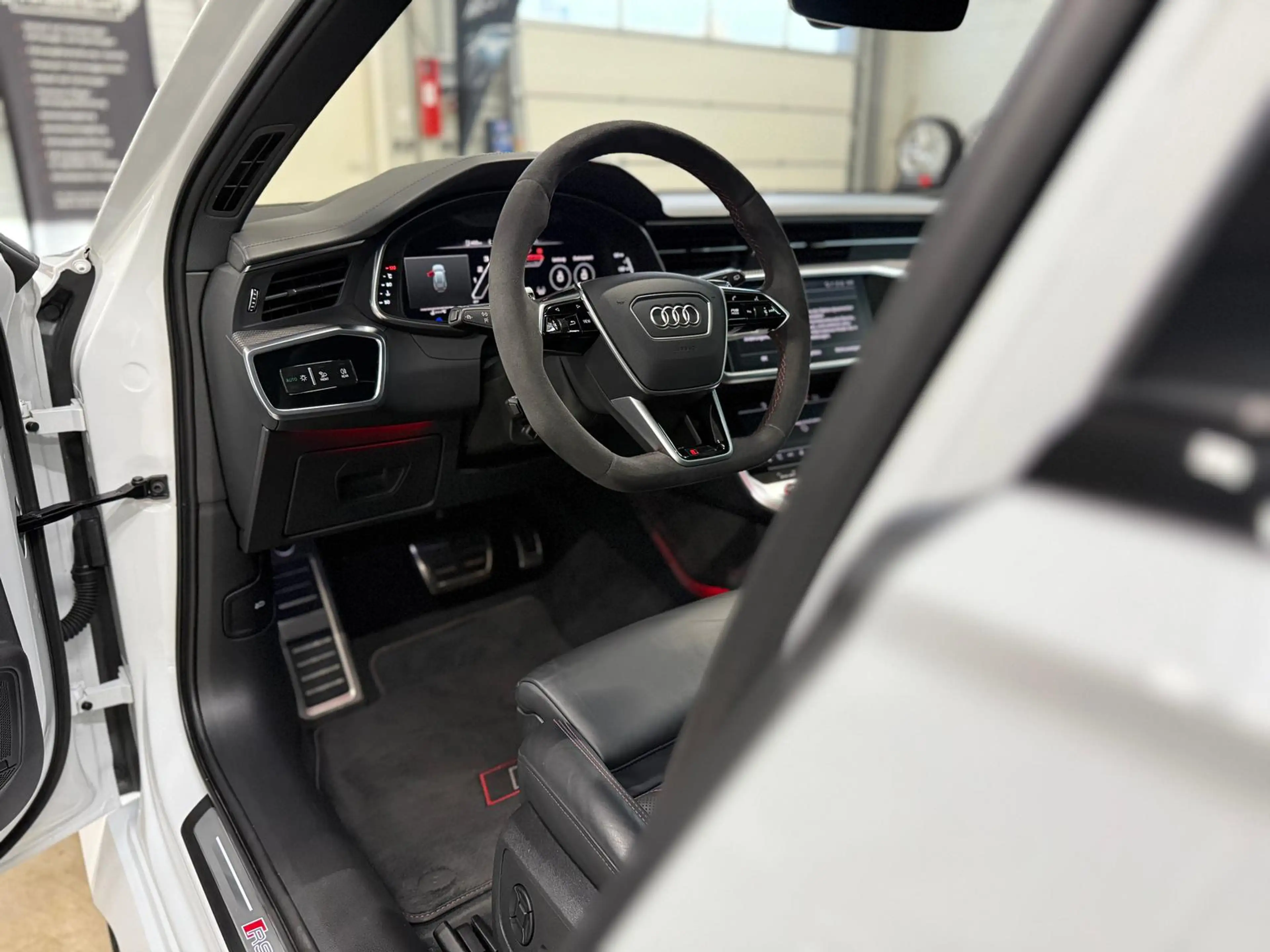 Audi RS6 Quattro Matrix/360°/Dynamik Paket-Plus/ — photo 15