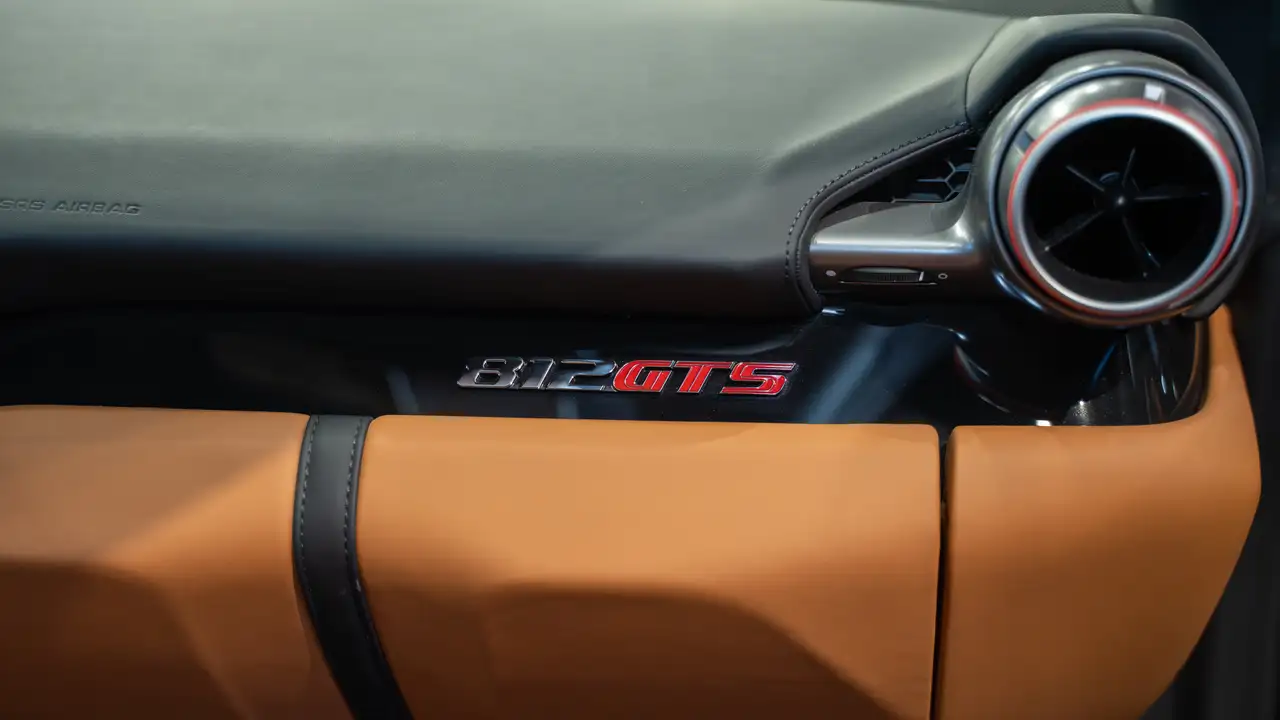 Ferrari 812 снимка Ferrari 812