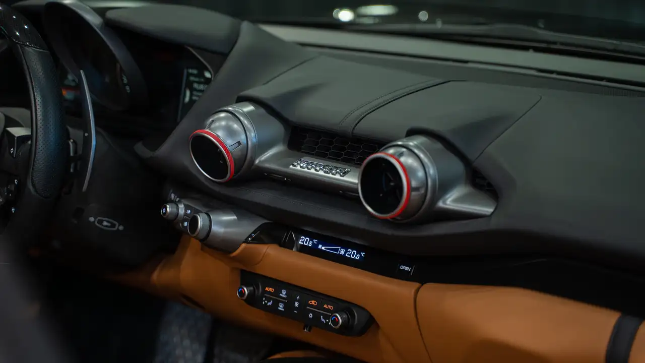 Ferrari 812 снимка Ferrari 812