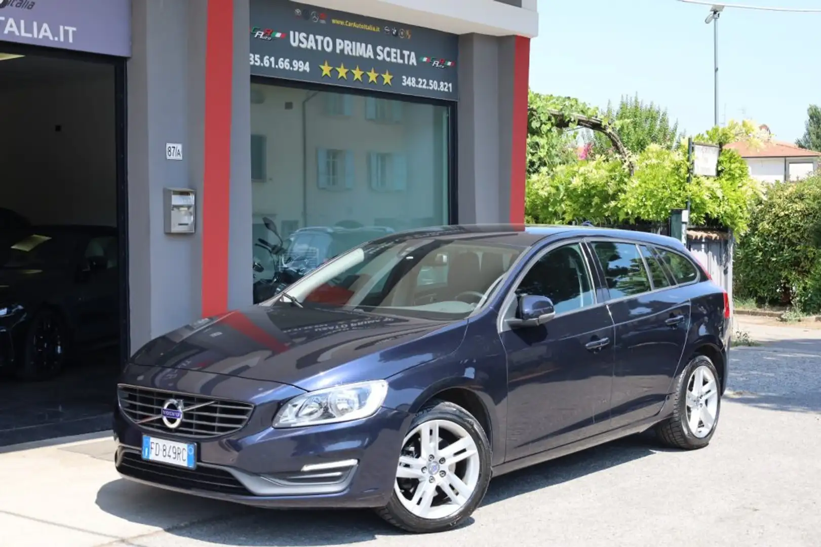 Volvo V60 D2 Geartronic Automatica Navi Tel USB LED Cockpit Blu/Azzurro - 1