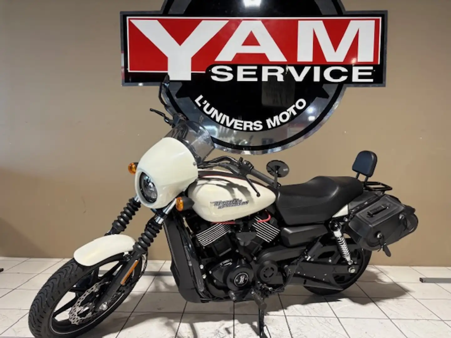 Harley-Davidson Street 750 Beige - 2