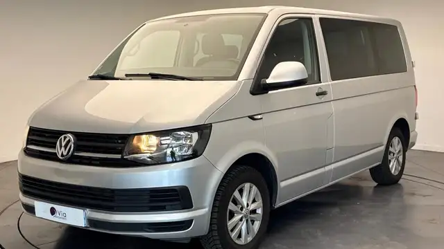 Volkswagen LT 2.0 TDI Multivan Comfortline Attelage Lit + Table