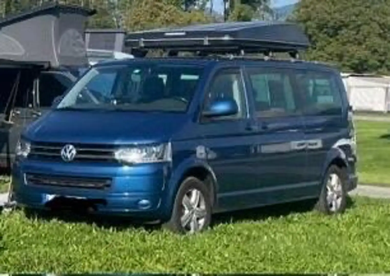 Volkswagen T5 Caravelle Kombi 2.0 TDI Blau - 1