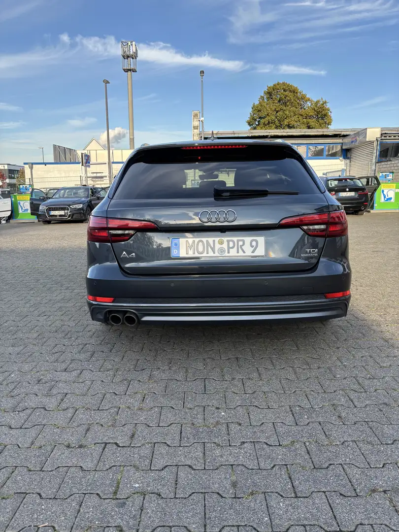 Audi A4 Quattro 3.0 TDI Tiptronic - 3xS-Line, Matrix, STHZ Grau - 2