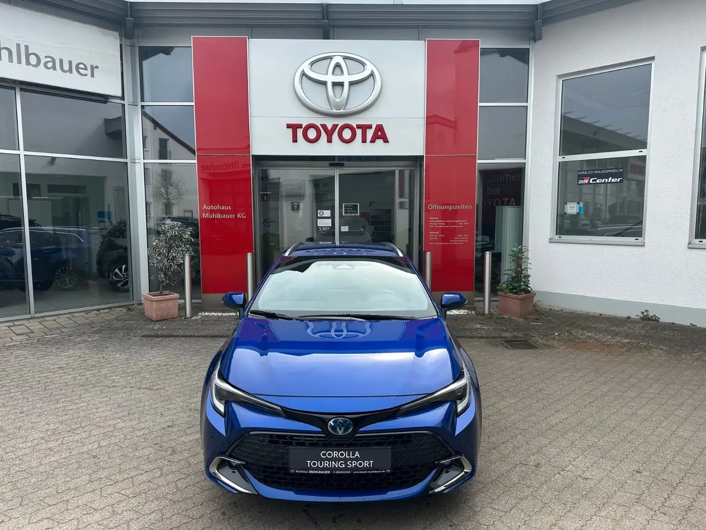 Toyota Corolla Touring Sports Teamplayer Blau - 1