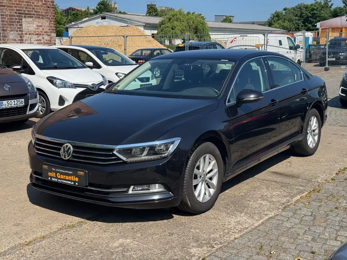 Volkswagen Passat Lim. Comfortline BMT/Start-Stop+Automatik Schwarz - 1