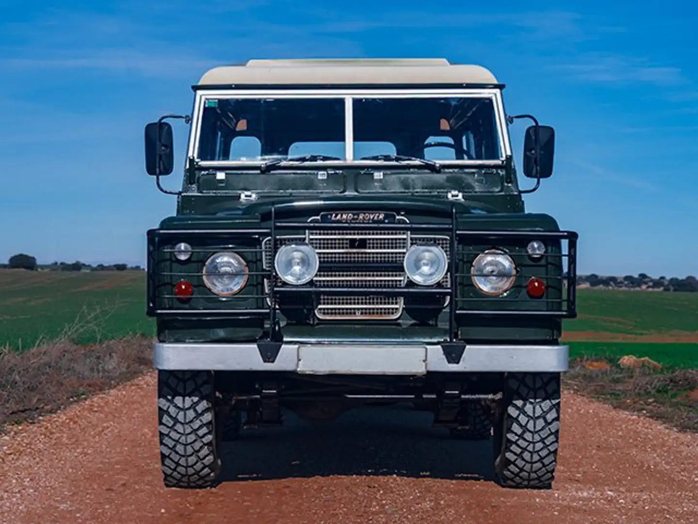 Land Rover Series Santana 109 Especial zelena - 1