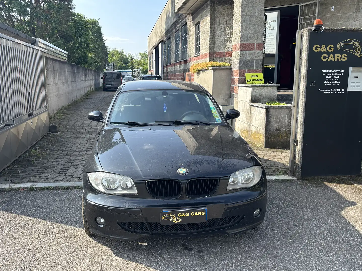 BMW 118 118d Futura - 2